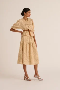 Chemises Et Blouses|Balzac Blouse Amicie Broderie Anglaise Beige